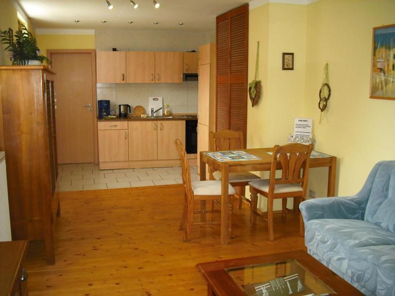 Interaktiv Appartements In Heiligenhaus - Hauptstrasse Esterno foto